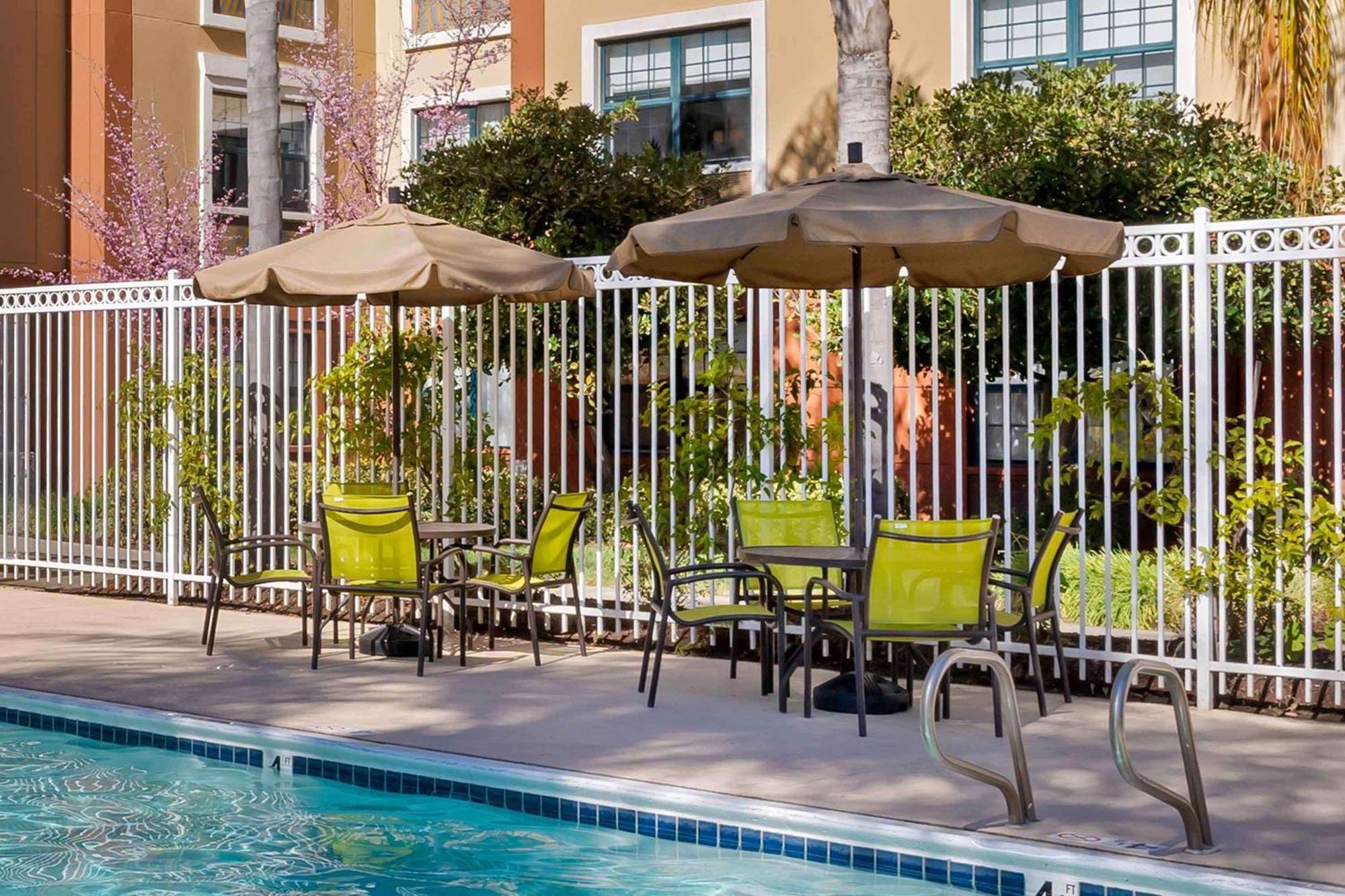 Extended Stay America Premier Suites - Union City - Dyer St מראה חיצוני תמונה